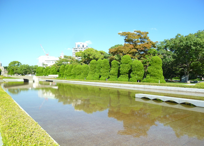 Hiroshima Travel Guide What to do in Hiroshima Japan Peace Memorial Park river (b)