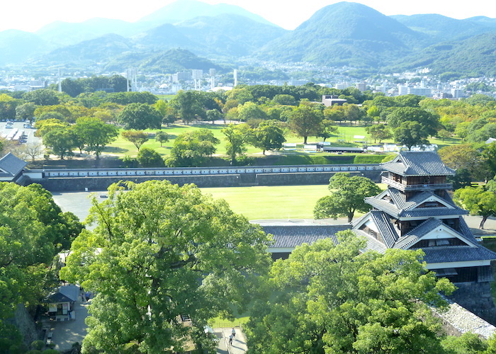 Fukuoka Travel Guide What to do in Fukuoka Japan Kumamoto Castle view