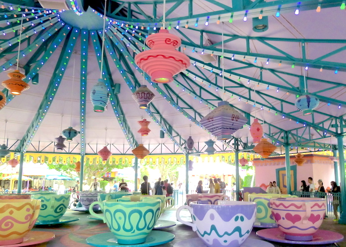 Hong Kong Travel Guide What to do in Hong Kong Disneyland Mad Hatters Teacup ride