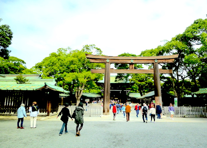 Tokyo Travel Guide What to do in Tokyo Japan Meiji Jingu Shrine main gate