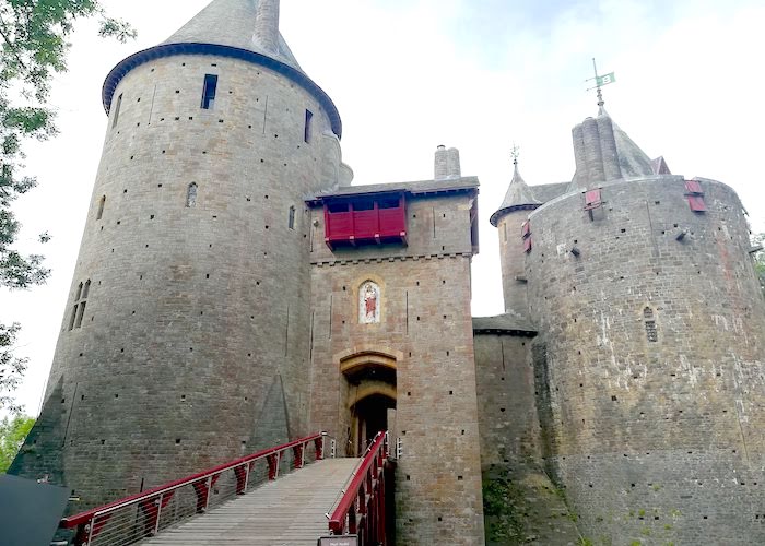 Cardiff Travel Guide What to do in Cardiff, UK Castell Coch exterior