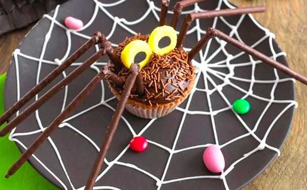 10 easy Halloween treats to make with kids Chocolate spider cupcakes