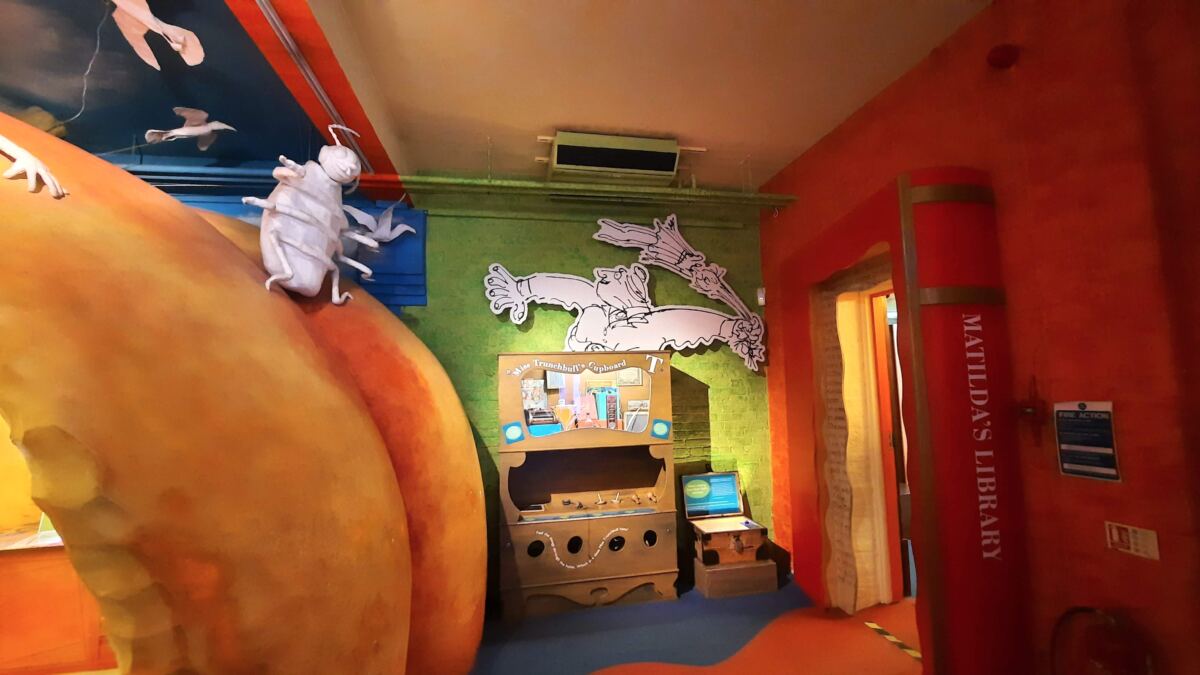 A Discover Bucks Museum review of the Roald Dahl Children’s Gallery including things to do, family friendly facilities, opening times, prices, parking and more.