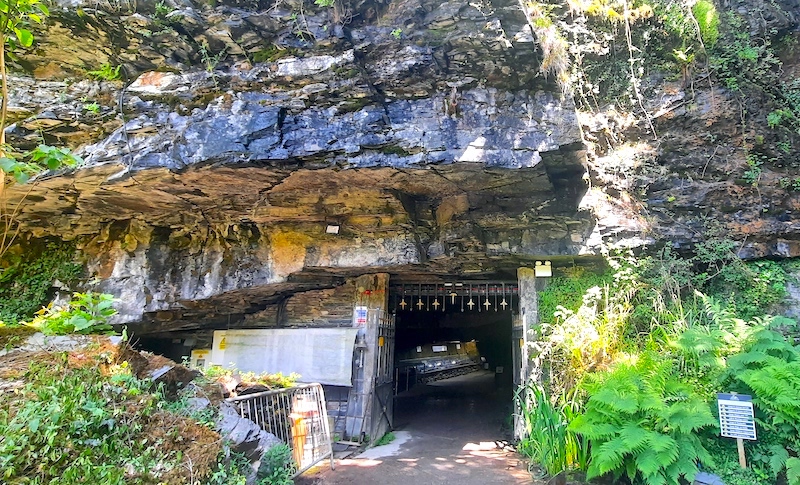 A week in Cornwall Carnglaze Caverns